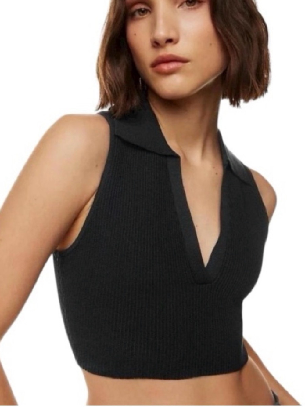 Babaton Sculptknit Collared Cropped Polo Tank in Black - XS